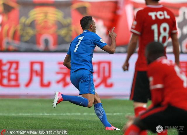 日本老师扒裙子打屁股网站
